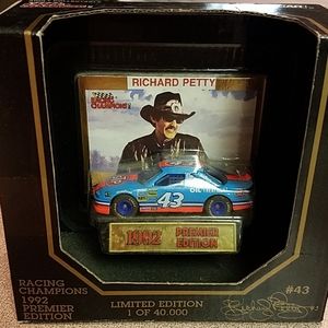 Nascar- Richard Petty collectible